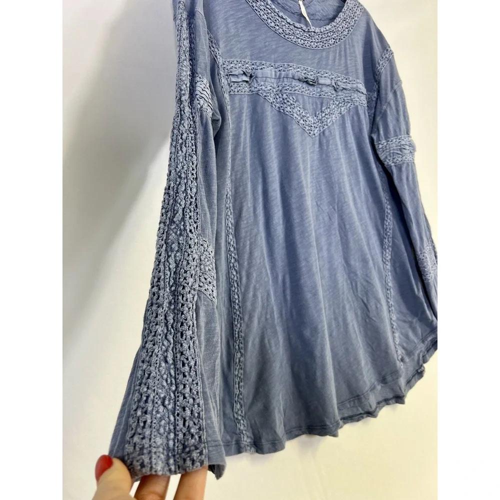 Women FREE PEOPLE Crochet Long Sleeve Top In Pacific Coast Small Blue